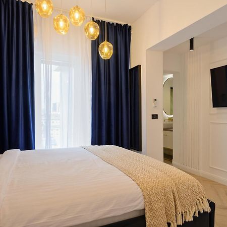 Royal - Luxury Apartment B - Old City - Victoriei Bucarest Esterno foto